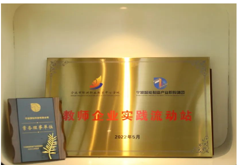 6343da532a3c8.png 2.png